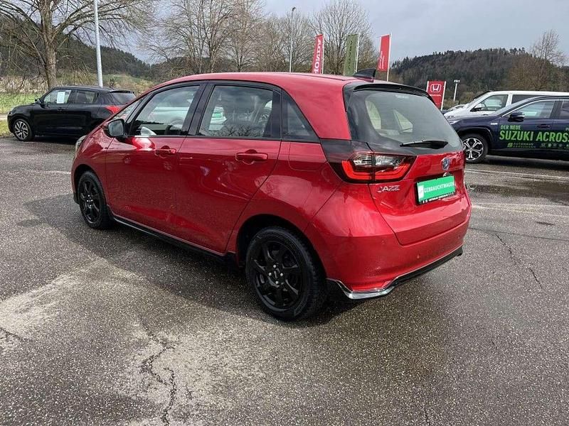 Gebraucht Honda Jazz Elegance 98 PS (72 kW) 2022 Premium crystal red metallic Kleinwagen