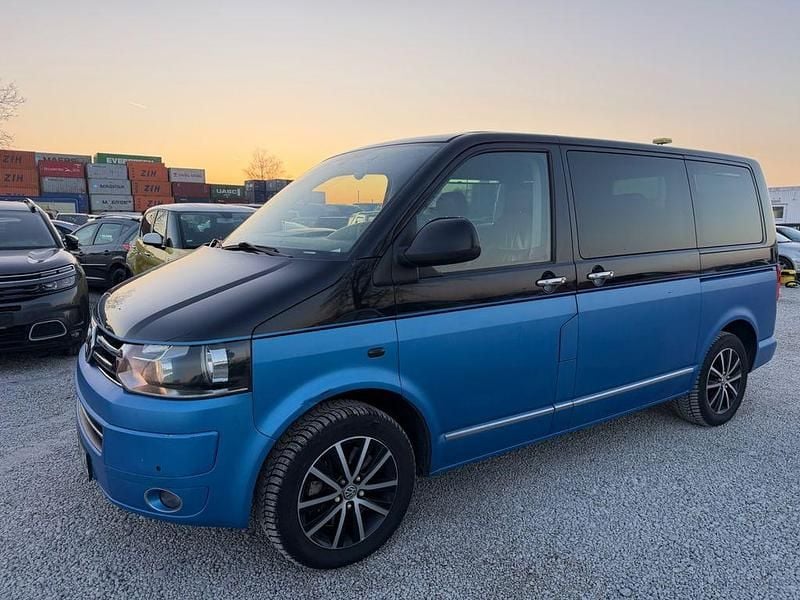 Schwarz Gebraucht 2011 VW Multivan Van | 12.999 € (Guter Preis) - Bild 1/4