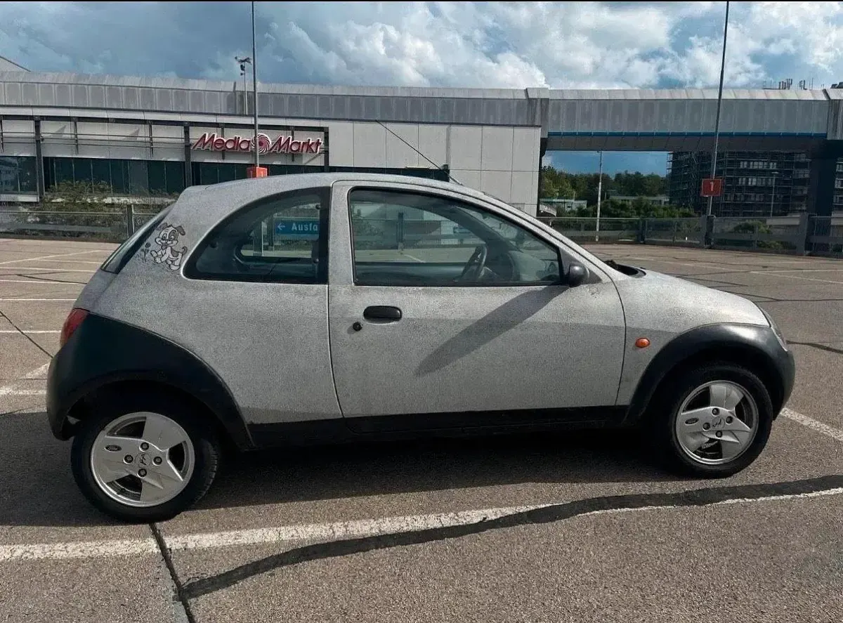 Second-hand Ford Ka 60 CP (44 kW) 1999 Gri Hatchback