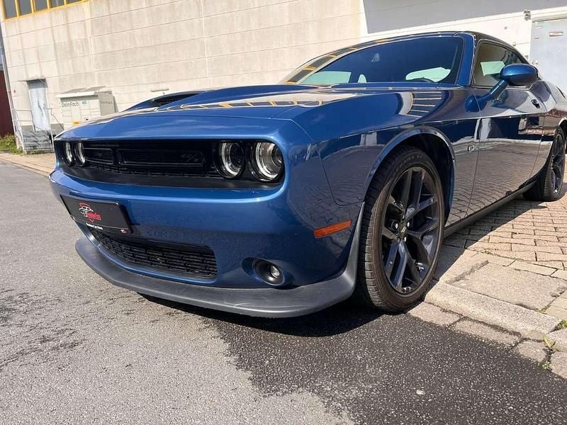 Second-hand Dodge Challenger 377 CP (277 kW) 2020 Albastru Coupe