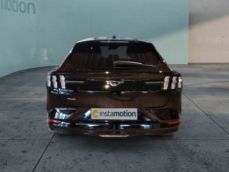 Gebraucht Ford Mustang Mach-E Extended Range 258 kW (351 PS) 2021 Schwarz SUV