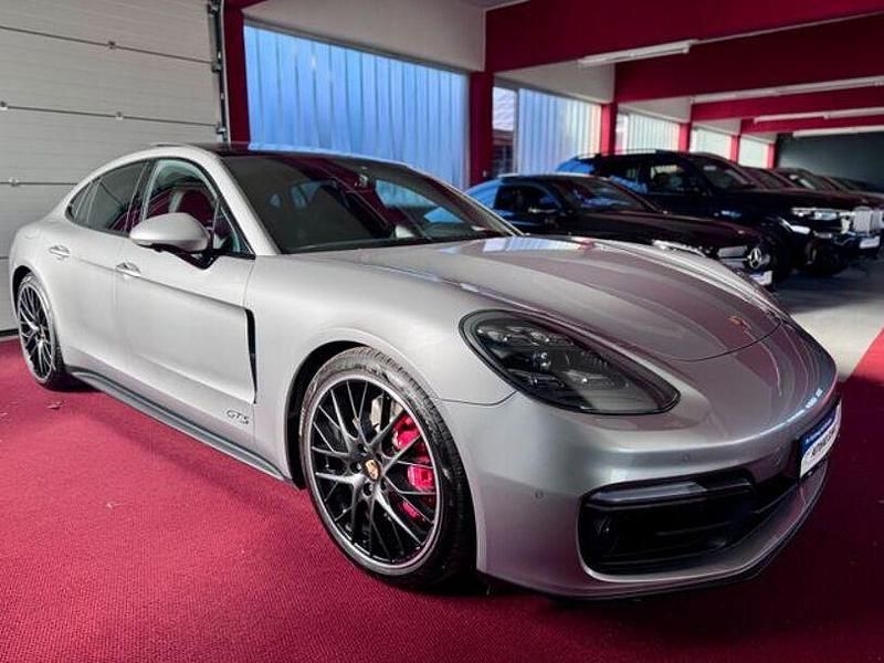 Gebraucht Porsche Panamera 324 PS (238 kW) 2019 Andere Limousine