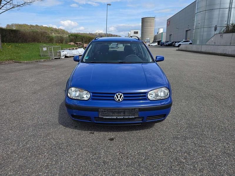 Gebraucht VW Golf IV 101 PS (74 kW) 2000 Blau Kombi