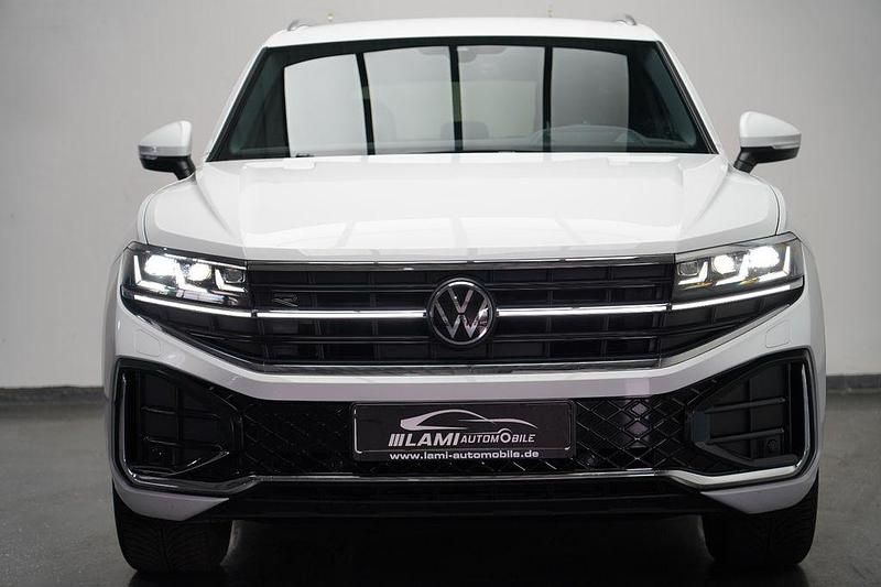 Gebraucht VW Touareg R-line 231 PS (169 kW) 2025 Weiß SUV