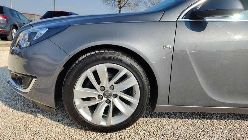 Gebraucht Opel Insignia Innovation 170 PS (125 kW) 2016 Grau Kombi