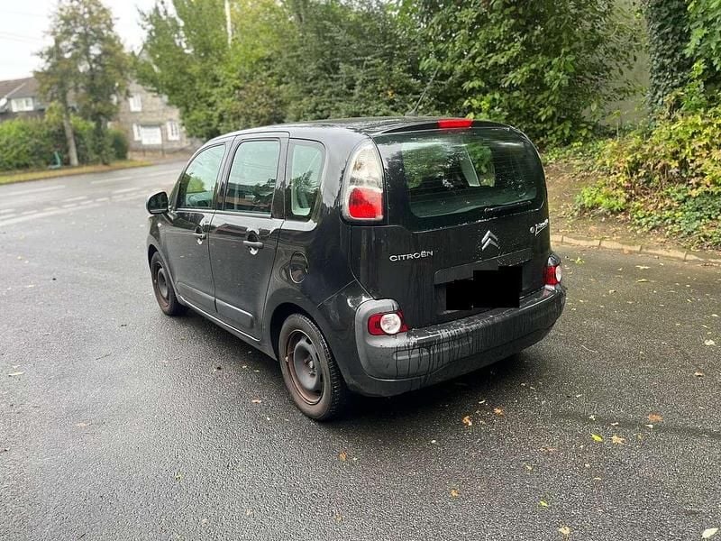 Second-hand Citroën C3 Picasso 95 CP (69 kW) 2012 Negru Monovolum