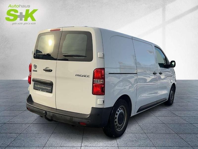 Gebraucht Toyota Proace 120 PS (88 kW) 2021 Schaumweiß Van / Kleinbus