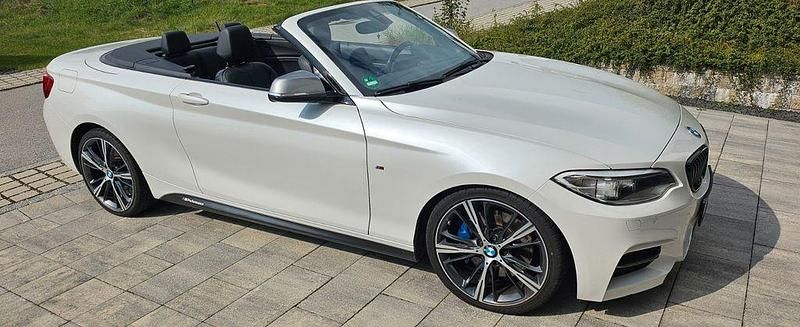 Weiß Gebraucht 2015 BMW M235 Performance Cabrio | 22.990 € (Guter Preis) - Bild 1/4