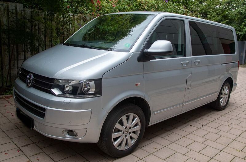 Silber Gebraucht 2011 VW T5 Highline Van | 15.000 € - Bild 1/4