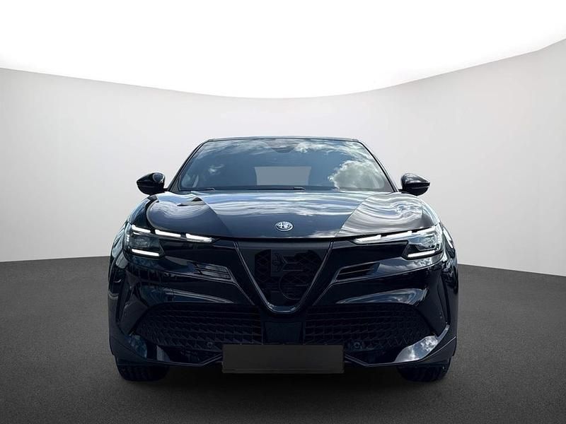 Neu Alfa Romeo Junior Edizione Speciale 114 kW (156 PS) 2026 Schwarz SUV