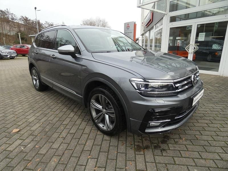Grau Gebraucht 2020 VW Tiguan Allspace United SUV | 26.990 € (Superpreis) - Bild 1/4
