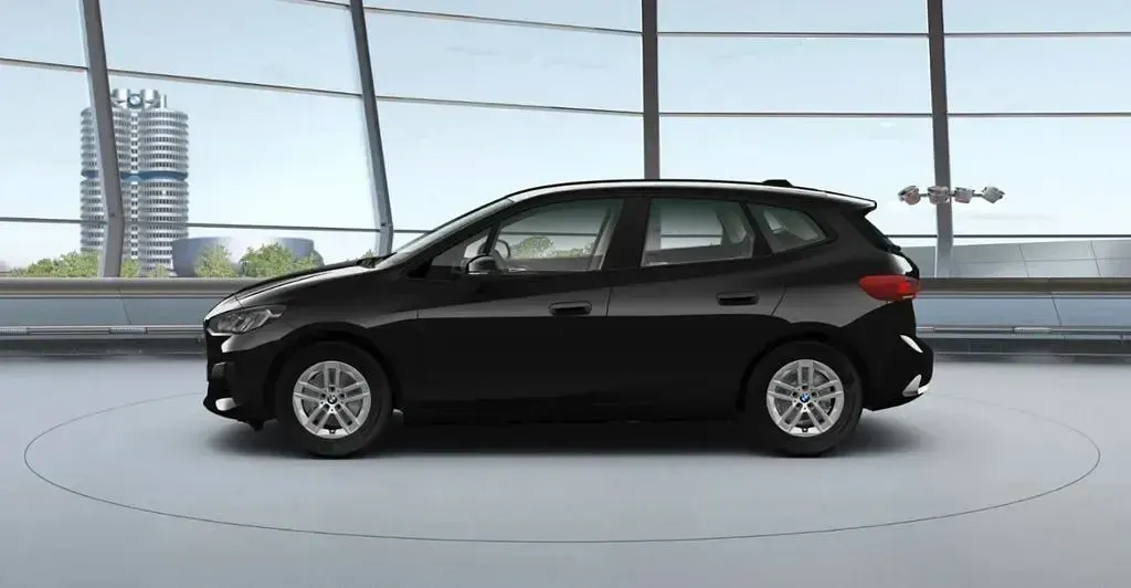 Gebraucht BMW 218 Active Tourer 136 PS (100 kW) 2022 Schwarz uni Van / Kleinbus