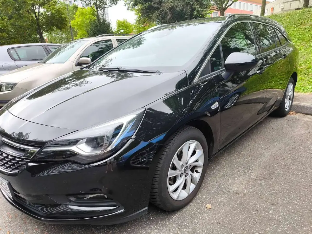 Gebraucht Opel Astra Edition 136 PS (100 kW) 2019 Schwarz Kombi