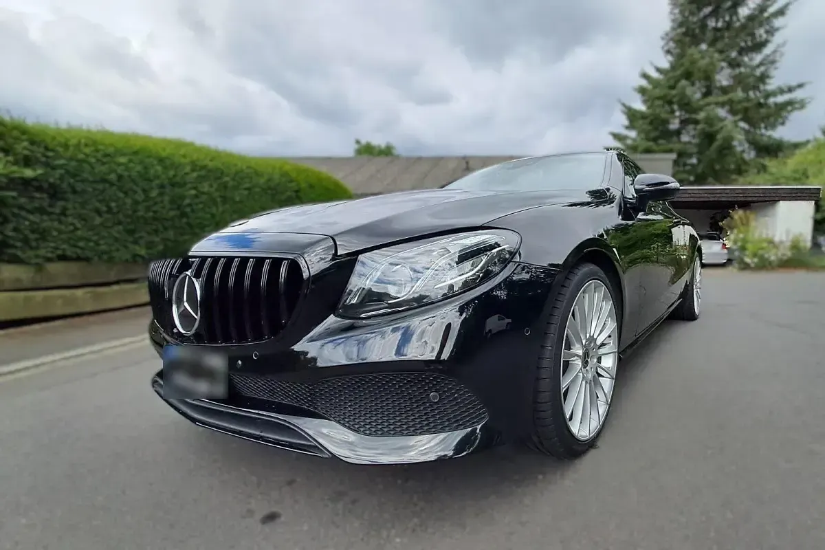 Gebraucht Mercedes E200 184 PS (135 kW) 2017 Schwarz Coupé