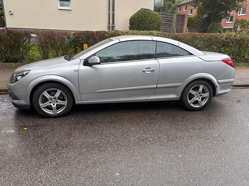 Gebraucht Opel Astra Cabriolet 150 PS (110 kW) 2007 Silber Cabrio