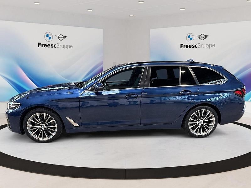 Gebraucht BMW 520 190 PS (139 kW) 2022 Blau