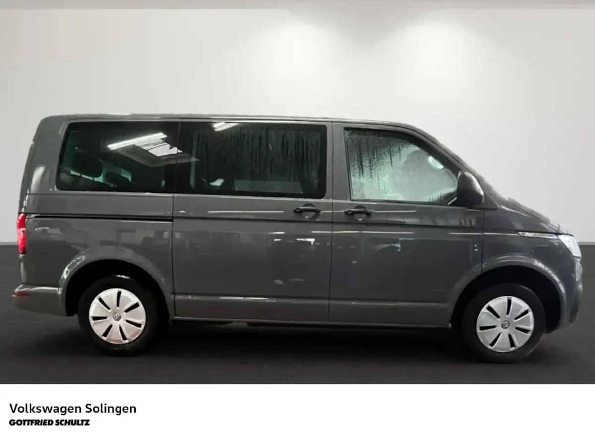 Gebraucht VW Multivan Trendline 150 PS (110 kW) 2022 Van / Kleinbus