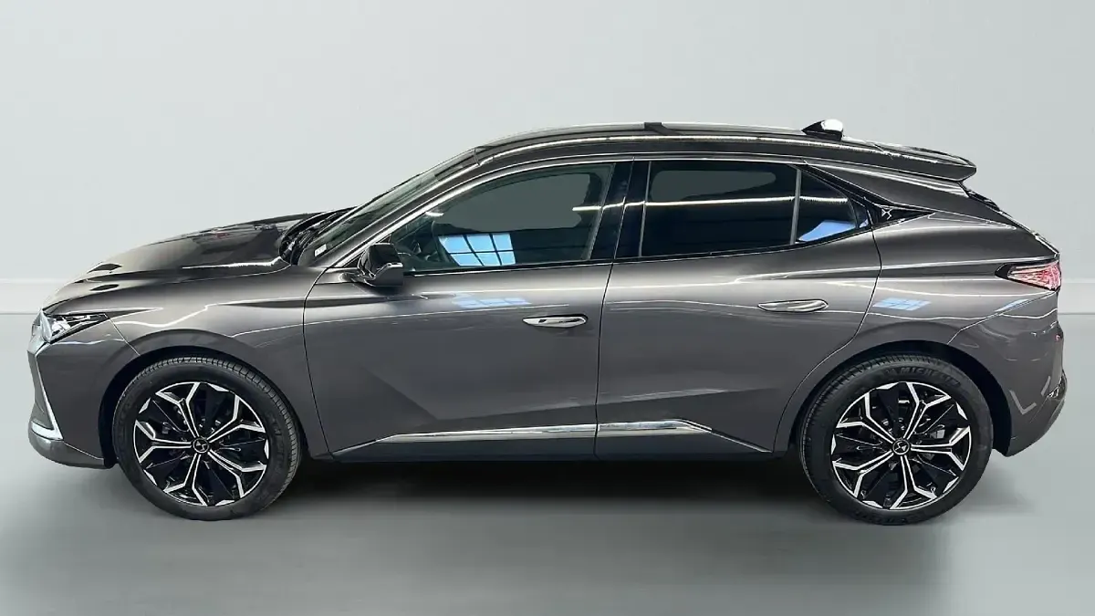 Gebraucht DS Automobiles DS4 131 PS (96 kW) 2024 Gris platinium SUV