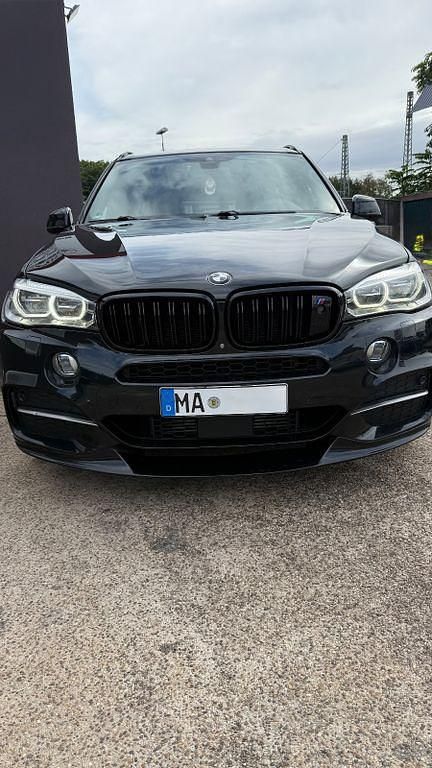 Schwarz Gebraucht 2015 BMW X5 Shadowline SUV | 32.500 € - Bild 1/4