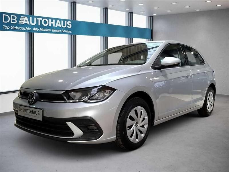 Silber Gebraucht 2023 VW Polo Life Kleinwagen | 16.440 € (Guter Preis) - Bild 1/4