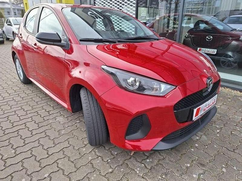 Gebraucht Mazda 2 Center-Line 116 PS (85 kW) 2024 Rot Limousine