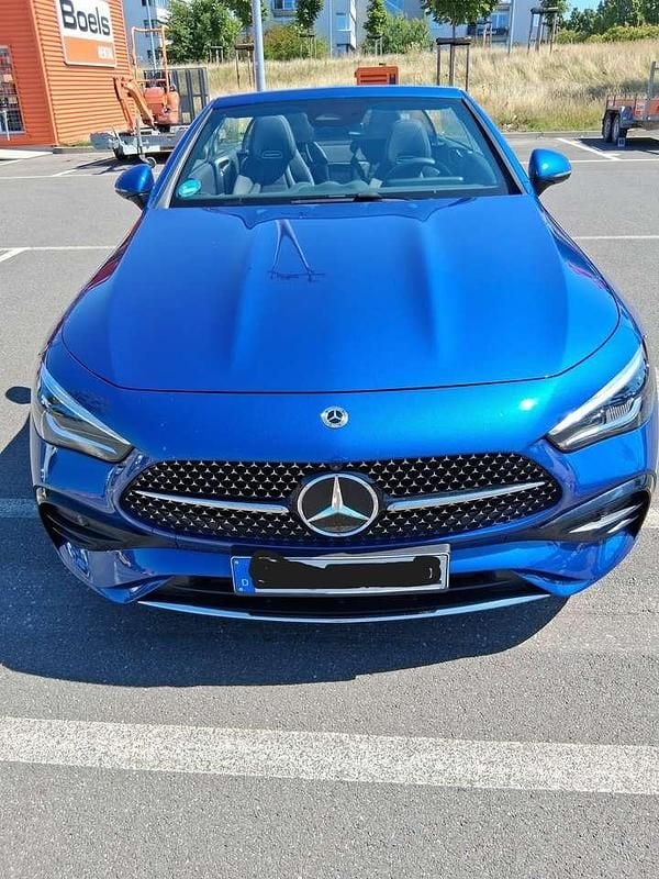 Blau Gebraucht 2025 Mercedes CLE220 Cabrio | 63.300 € (Fairer Preis) - Bild 1/4