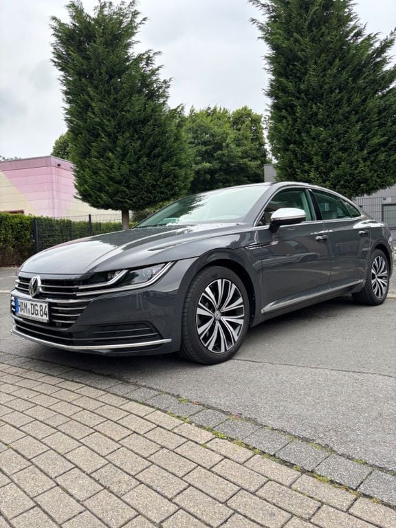 Grau Gebraucht 2019 VW Arteon Elegance Limousine | 23.990 € (Guter Preis) - Bild 1/4