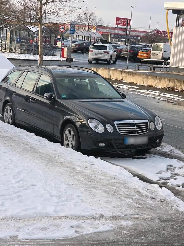 Gebraucht Mercedes 220 170 PS (125 kW) 2007 Schwarz Limousine