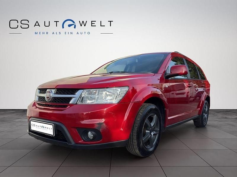 Leuchtrot perleffekt Gebraucht 2013 Fiat Freemont SUV | 8.690 € (Fairer Preis) - Bild 1/4