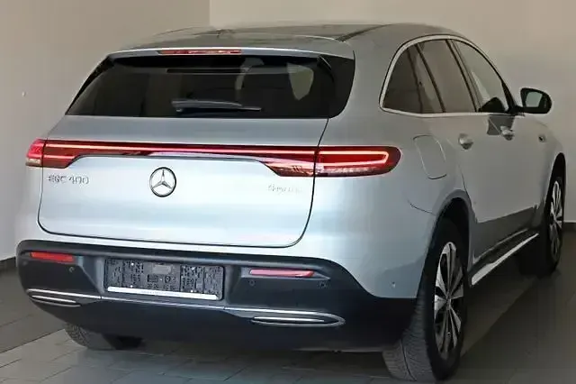 Gebraucht Mercedes EQC400 300 kW (408 PS) 2022 Silber SUV