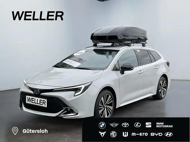 Grau Neu 2025 Toyota Corolla Kombi | 38.980 € (Teuer) - Bild 1/3