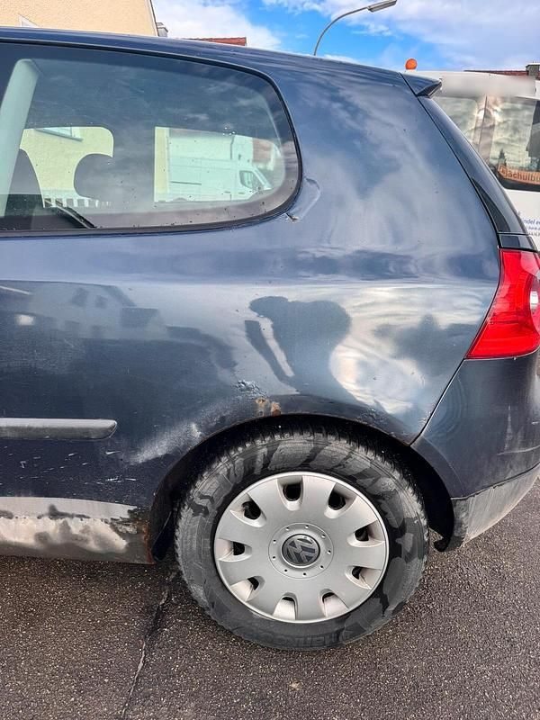 Gebraucht VW Golf IV 75 PS (55 kW) 2004 Blau Kleinwagen