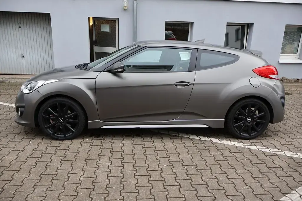 Gebraucht Hyundai Veloster Style 186 PS (136 kW) 2015 Grau Kleinwagen