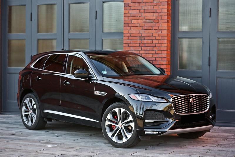 Schwarz Gebraucht 2022 Jaguar F-Pace SUV | 45.000 € - Bild 1/4