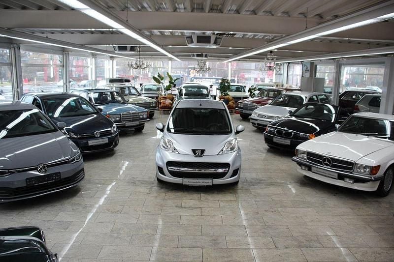 Gebraucht Peugeot 107 Filou 68 PS (50 kW) 2009 Grau Kleinwagen