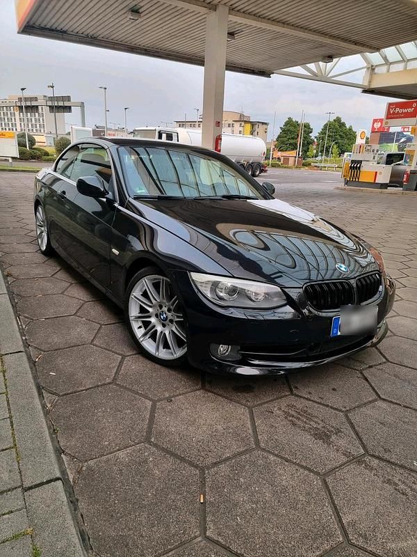 Schwarz Gebraucht 2010 BMW 335 Cabriolet Cabrio | 16.500 € (Fairer Preis) - Bild 1/4