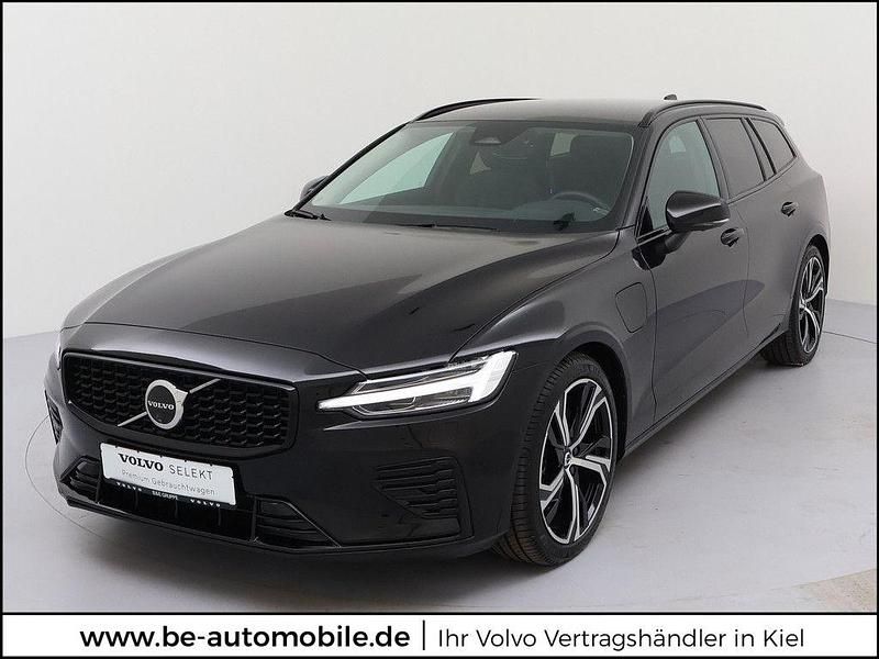 Gebraucht Volvo V60 Plus 398 PS (292 kW) 2025 Schwarz Kombi