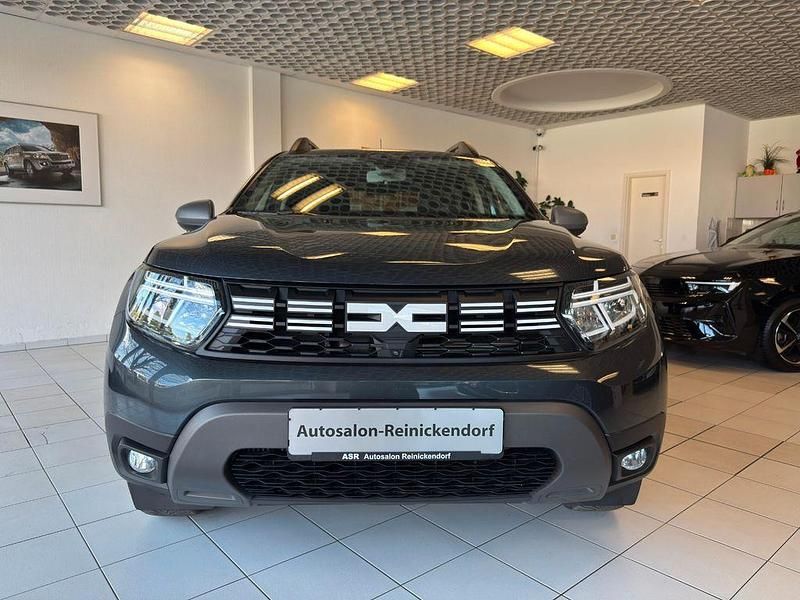 Gebraucht Dacia Duster Journey 150 PS (110 kW) 2023 Grau SUV