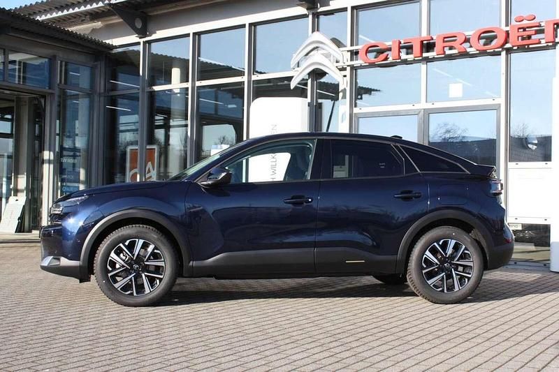 Neu Citroën C4 131 PS (96 kW) 2026 Eclipse blau lackierung SUV