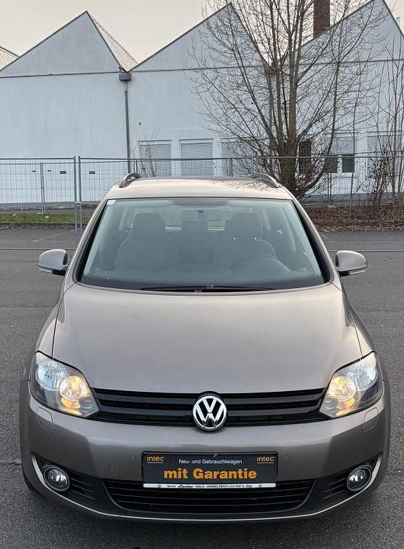 Gebraucht VW Golf Plus Cross Trendline 105 PS (77 kW) 2011 Braun Van / Kleinbus