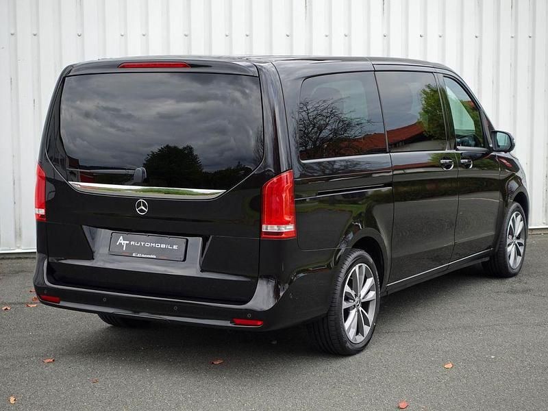 Gebraucht Mercedes V220 Sport 163 PS (119 kW) 2021 Schwarz Van / Kleinbus