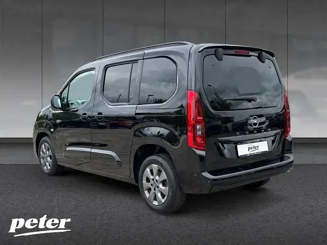 Gebraucht Opel Combo 131 PS (96 kW) 2024 Schwarz Van / Kleinbus