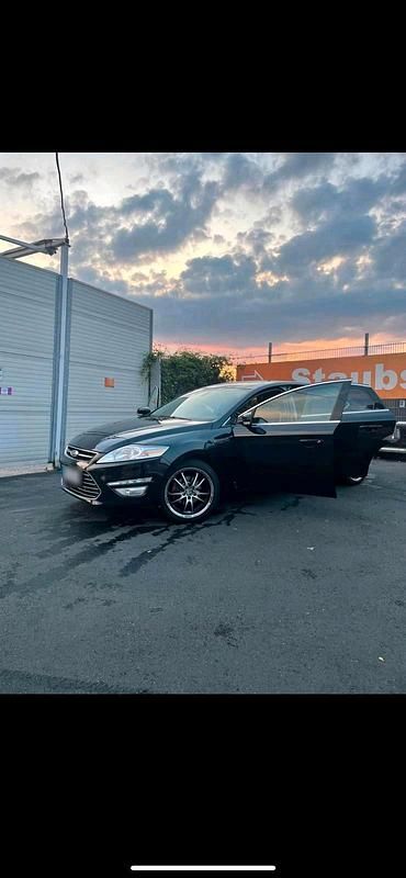Gebraucht Ford Mondeo 2013 Schwarz Limousine