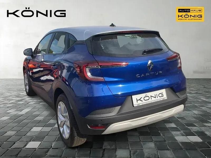 Używany Renault Captur Equilibre 91 KM (66 kW) 2023 Niebieski SUV
