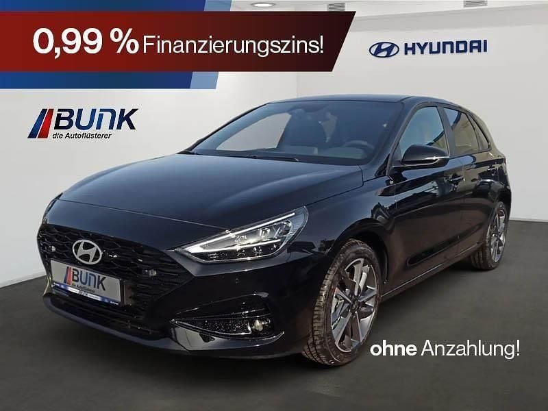 Neu Hyundai i30 Advantage 140 PS (102 kW) 2025 Abyss black Limousine