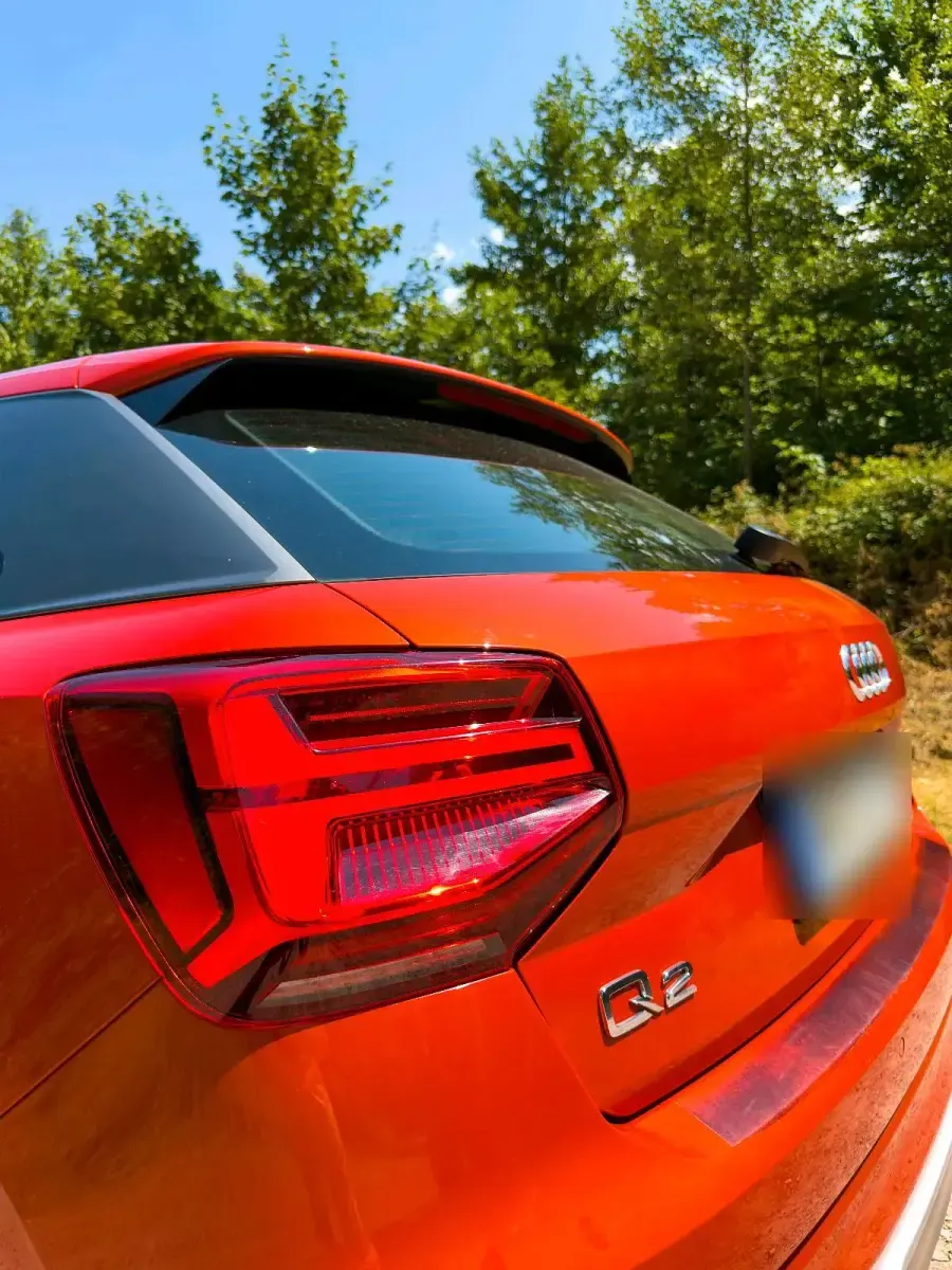 Gebraucht Audi Q2 S-Line 150 PS (110 kW) 2017 Orange SUV