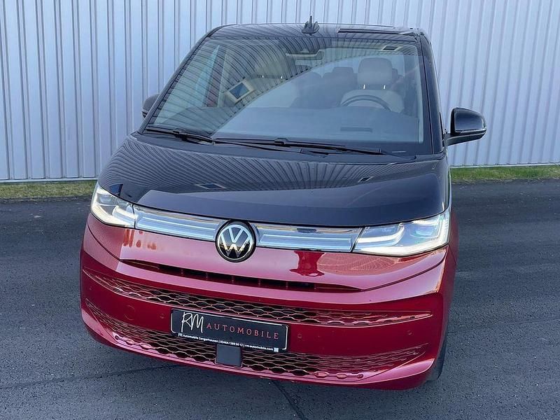 Gebraucht VW Multivan Style 150 PS (110 kW) 2024 Rot Van / Kleinbus