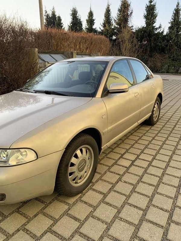 Gebraucht Audi A4 110 PS (80 kW) 1999 Limousine