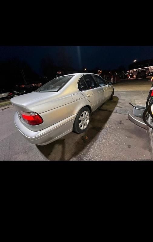 Gebraucht BMW 525 192 PS (141 kW) 2002 Grün Limousine