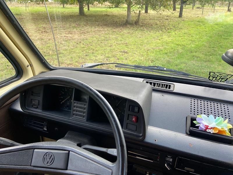 Gebraucht VW T3 71 PS (52 kW) 1981 Braun Van